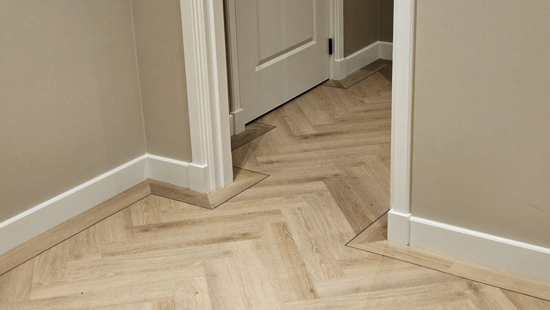 pvc vloer met band en bies
